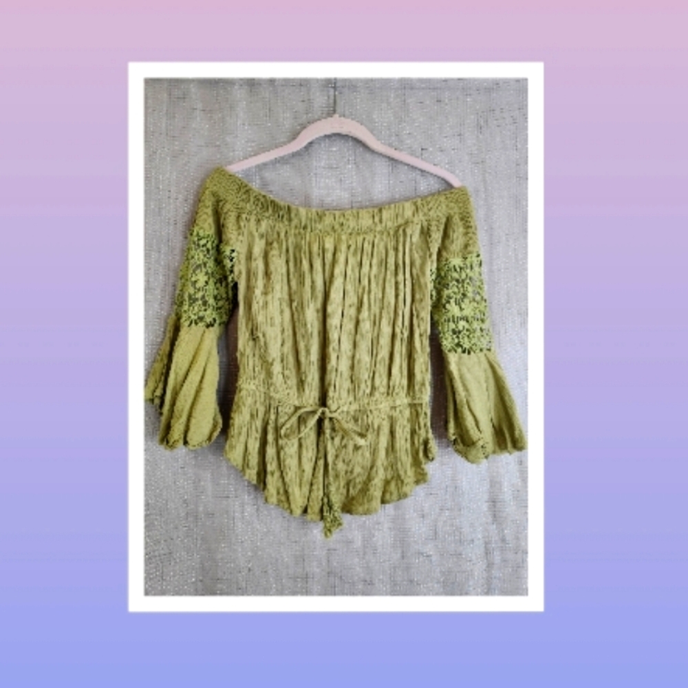 🍀Blush off shoulder green blouse 🍀